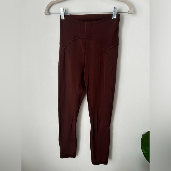 Lululemon unlimit leggings 25 inch leggings in brown earth. Size 4. - Picture 7 of 7